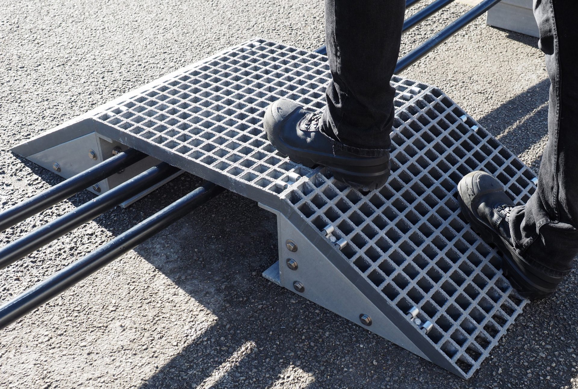 GRP step up and over mini access ramp